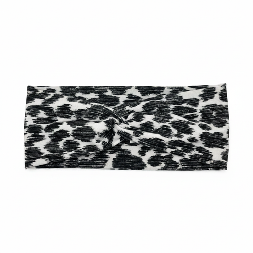 Black and White Animal - White Background Slim