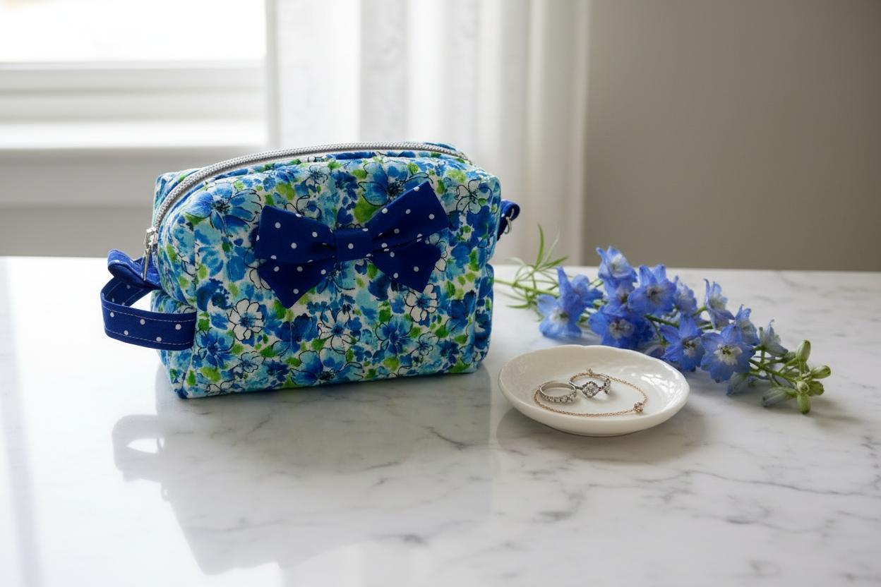 Blue Floral Makeup Bag – Lifestyle